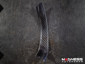 Alfa Romeo Giulia Steering Wheel Side Trim Kit - Carbon Fiber - Pre '20 models - Feroce Carbon